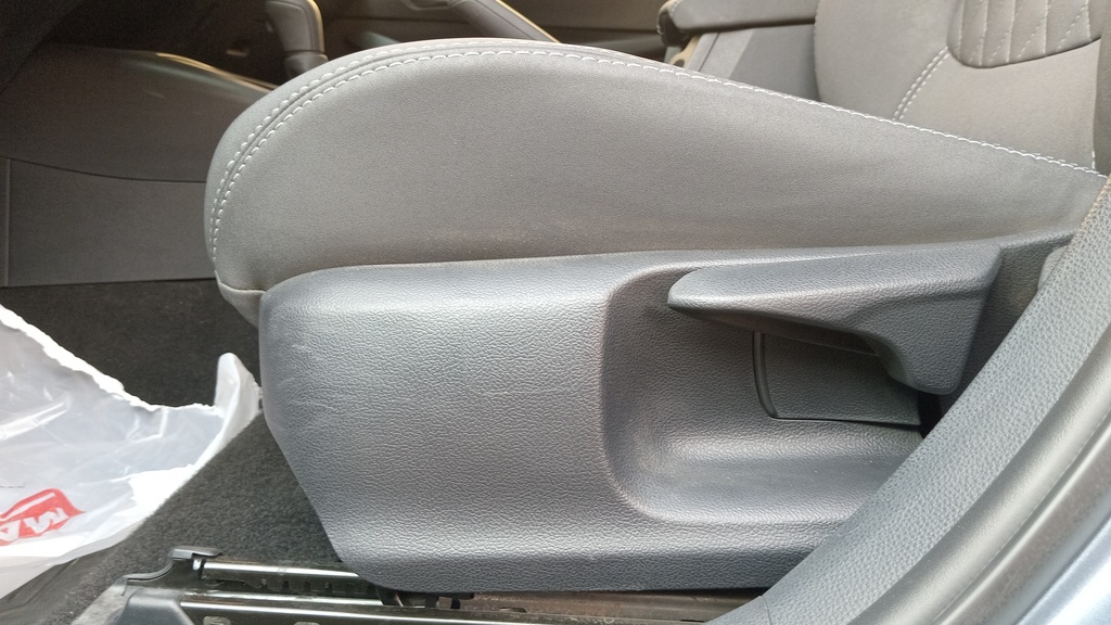 DRIVER SEAT SWITCHES