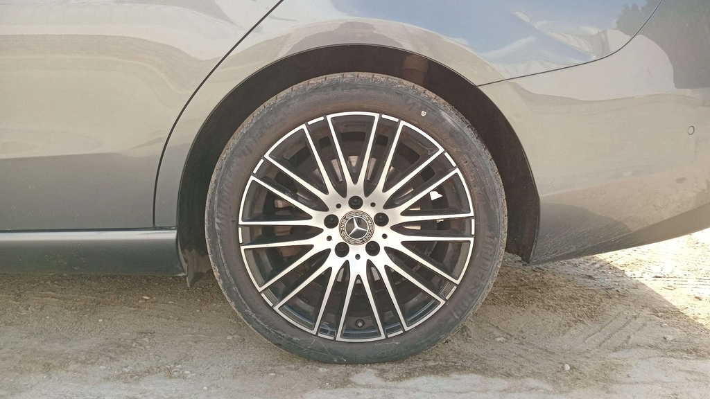 RR L TIRE