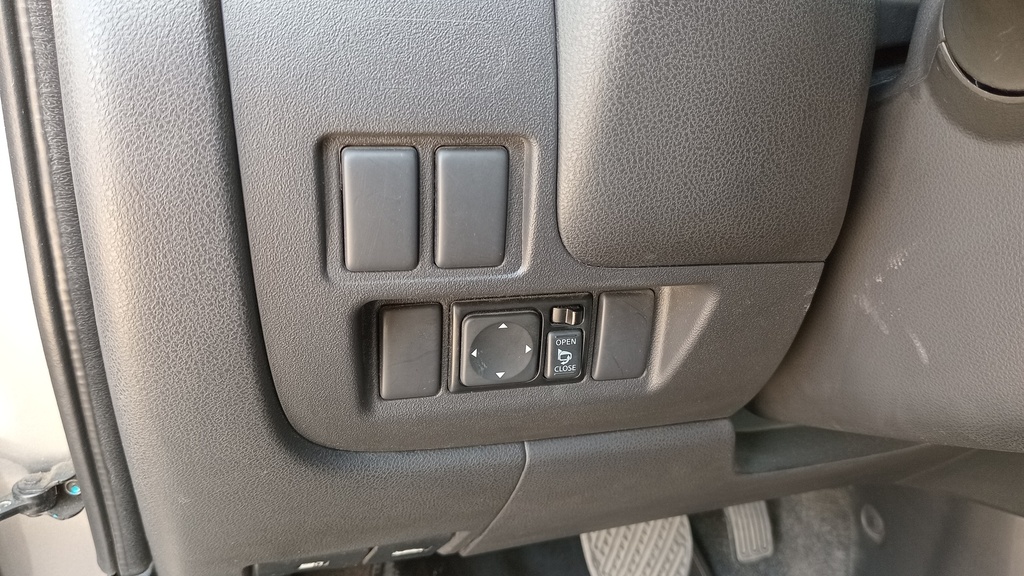 LIGHT SWITCHES