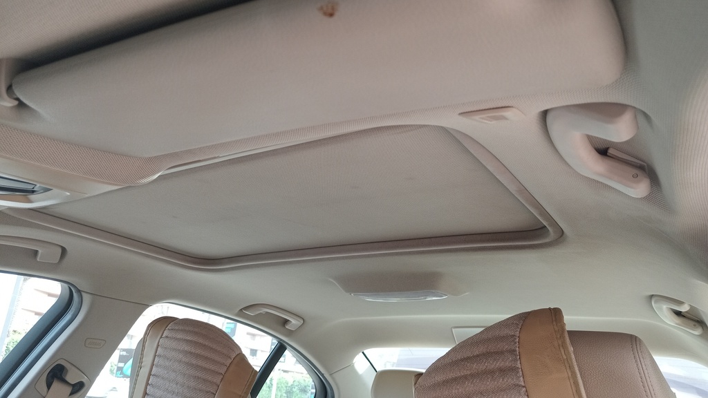 CAR ROOF MAT