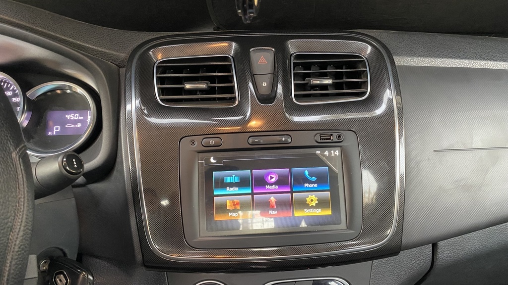 MULTIMEDIA SCREEN