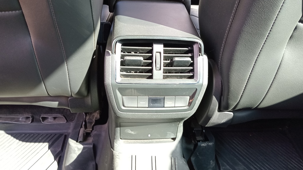 RR AC GRILL