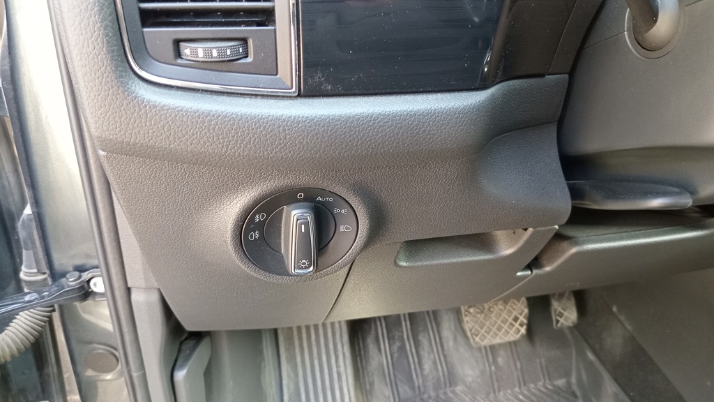 LIGHT SWITCHES