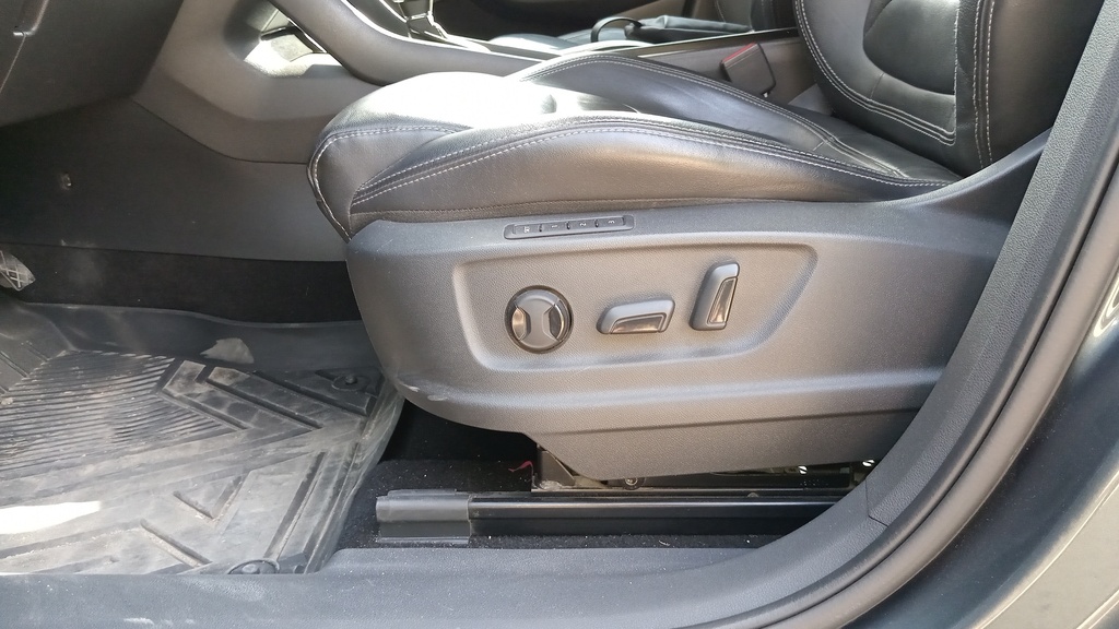 DRIVER SEAT SWITCHES