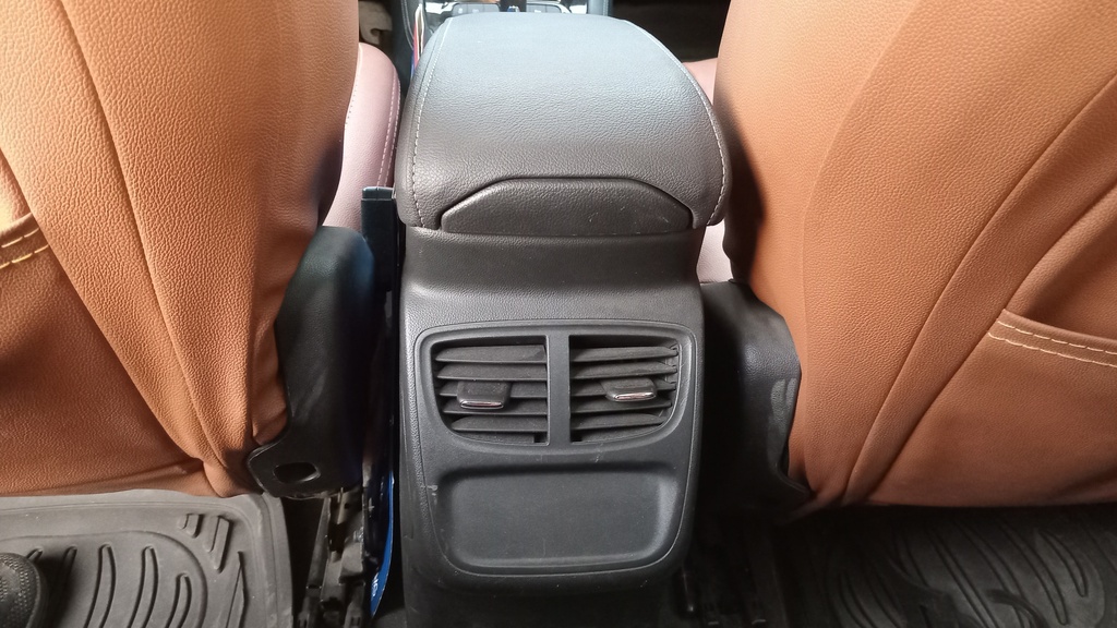 RR AC GRILL