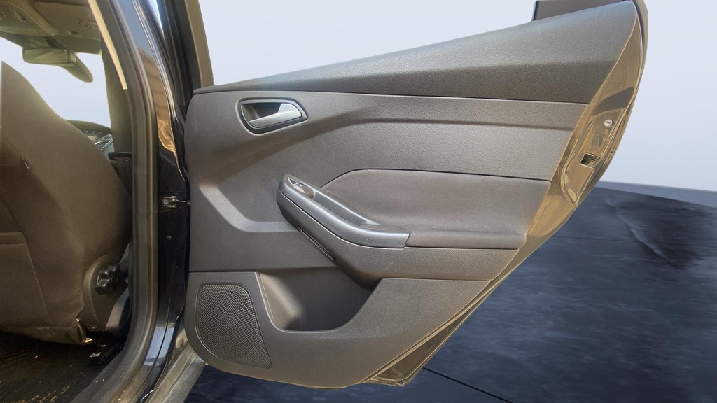 RR R DOOR
