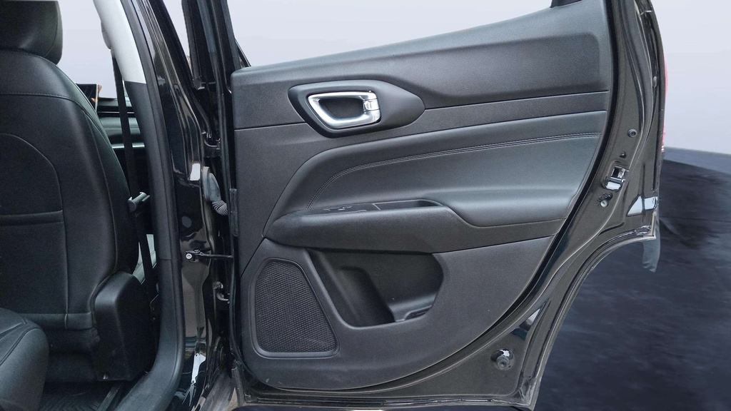 RR R DOOR