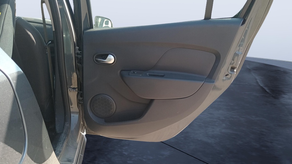 RR R DOOR