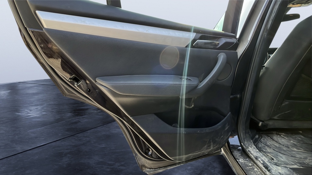 RR L DOOR