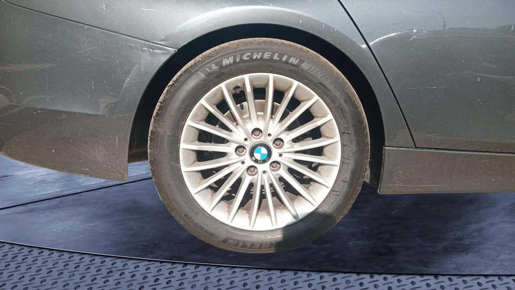 RR R TIRE