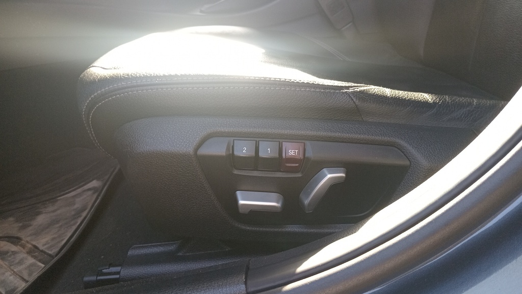 DRIVER SEAT SWITCHES