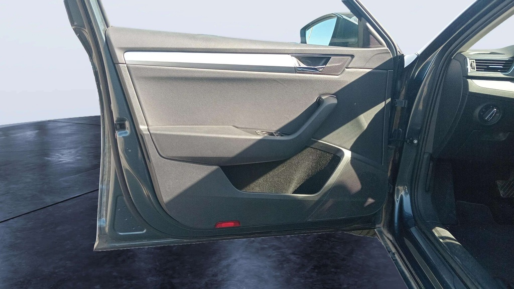 FR L DOOR
