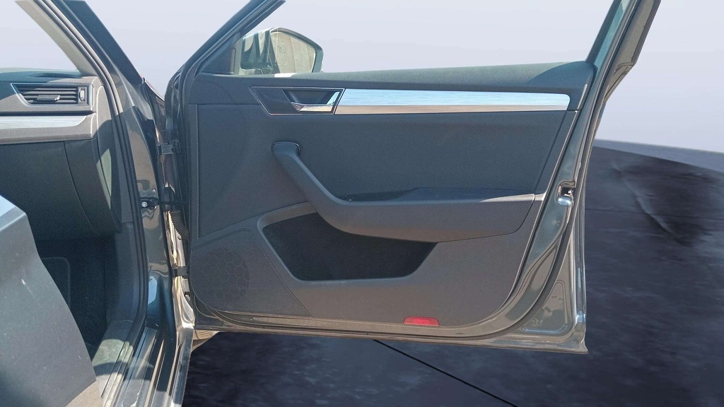 FR R DOOR