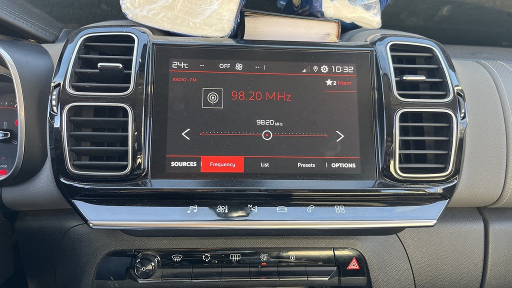 MULTIMEDIA SCREEN
