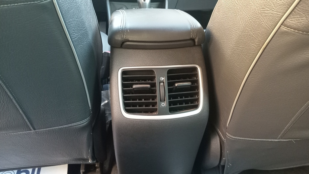 RR AC GRILL