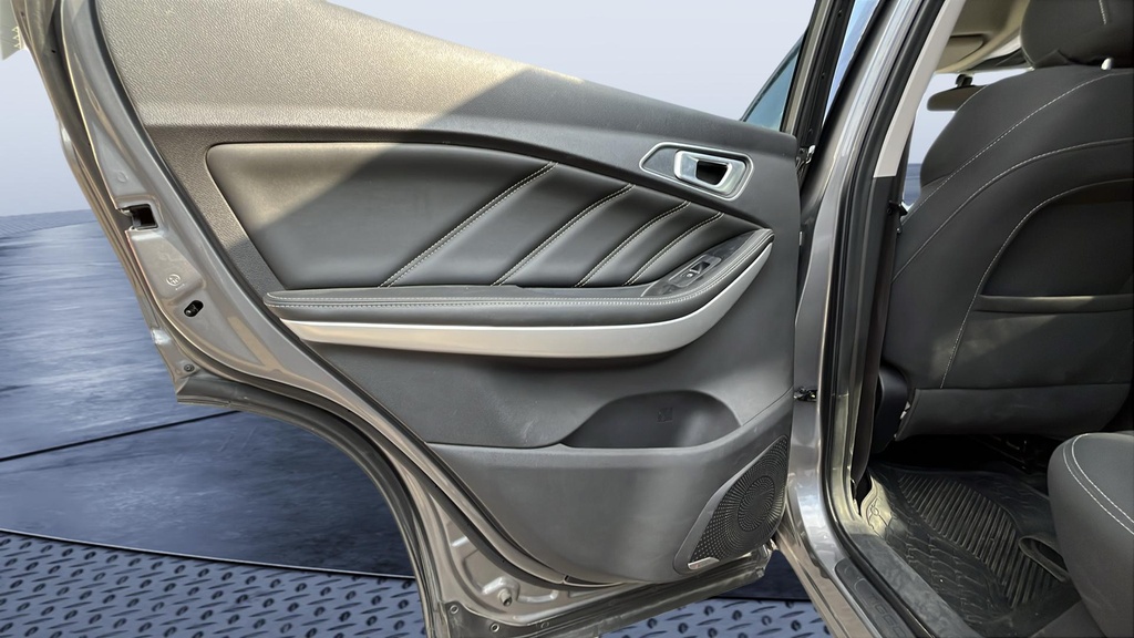 RR L DOOR