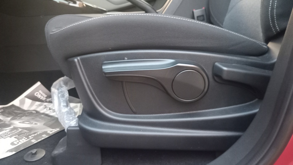 DRIVER SEAT SWITCHES