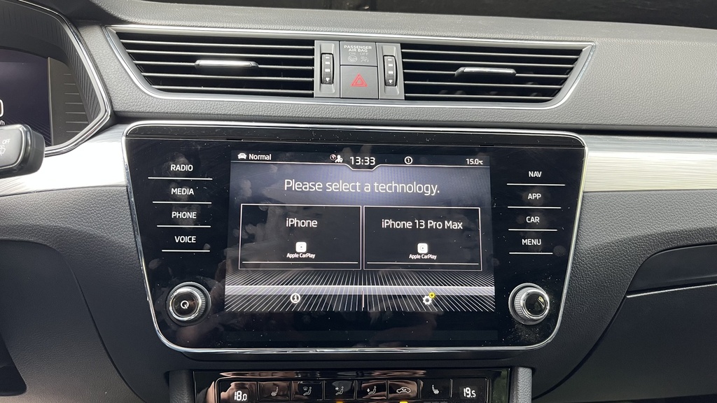 MULTIMEDIA SCREEN