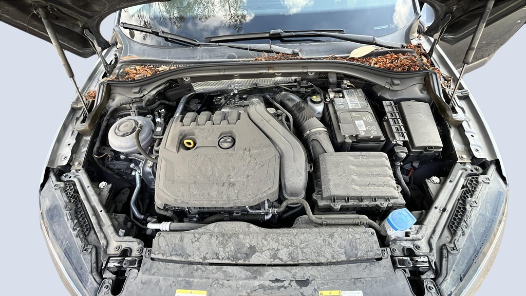 ENGINE COMPARTMENT