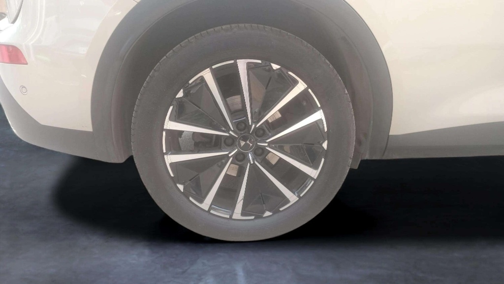 RR R TIRE