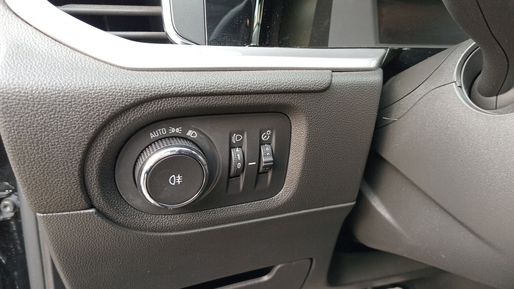 LIGHT SWITCHES