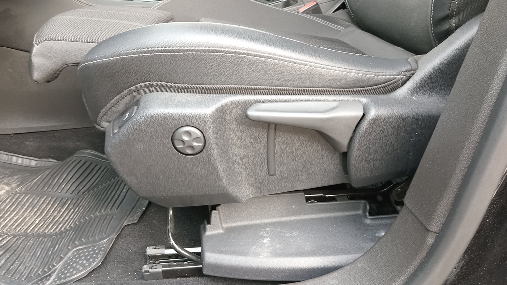 DRIVER SEAT SWITCHES