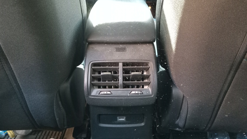 RR AC GRILL