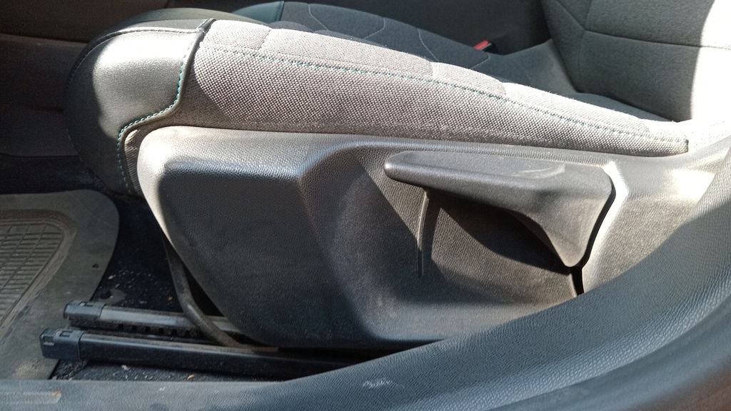 DRIVER SEAT SWITCHES