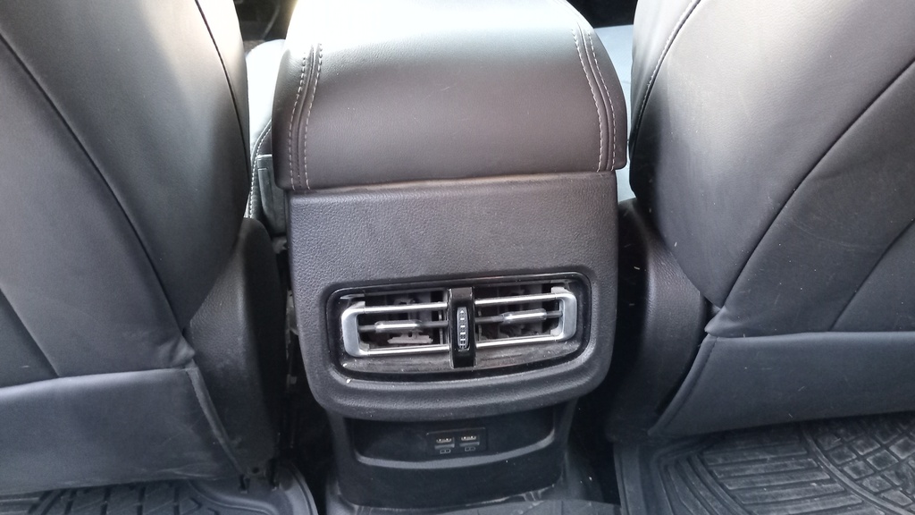 RR AC GRILL