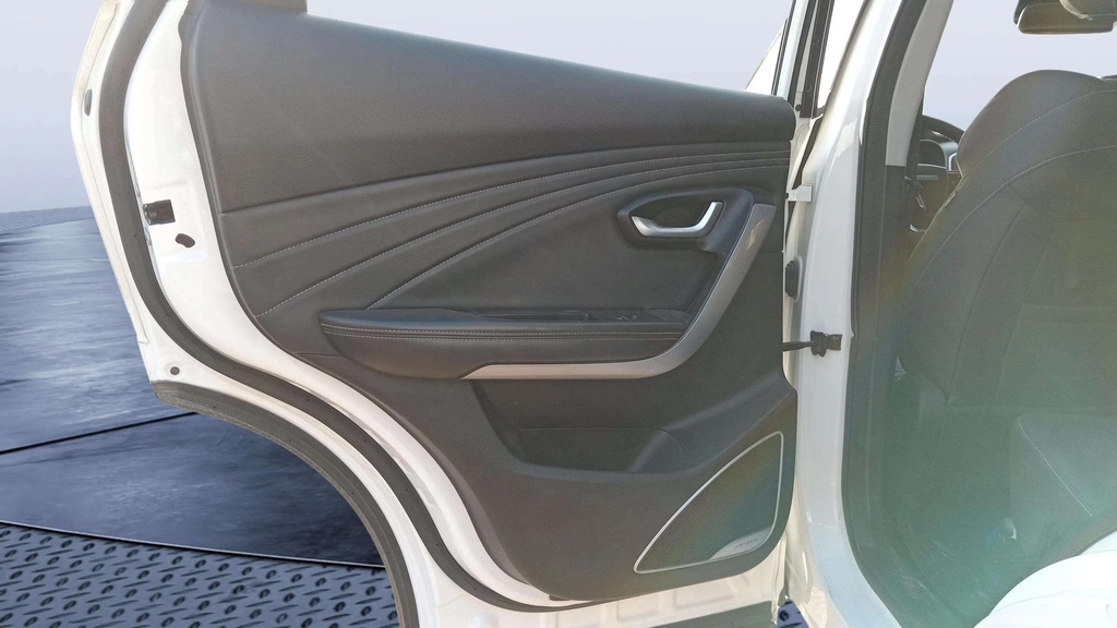 RR L DOOR