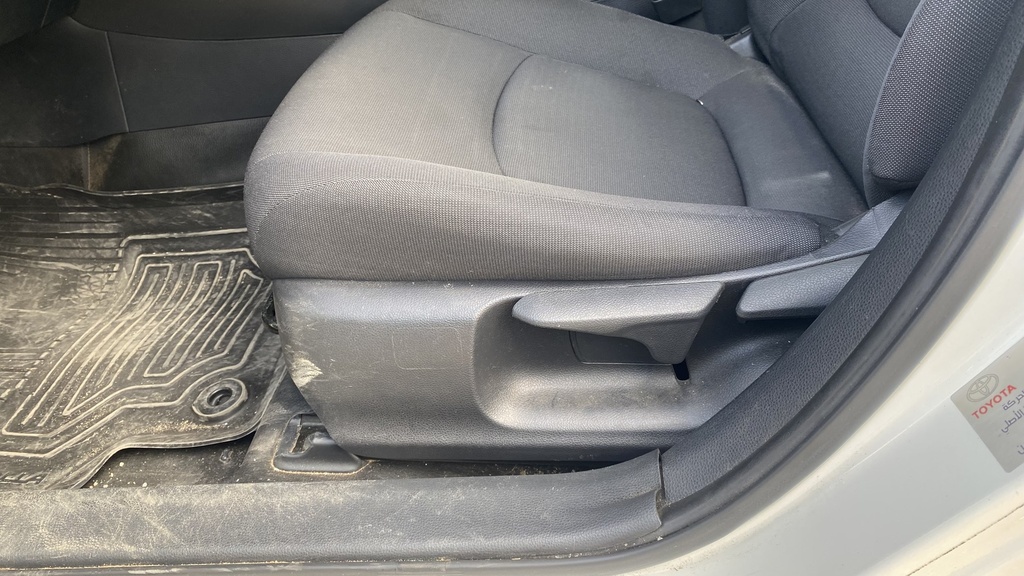 DRIVER SEAT SWITCHES