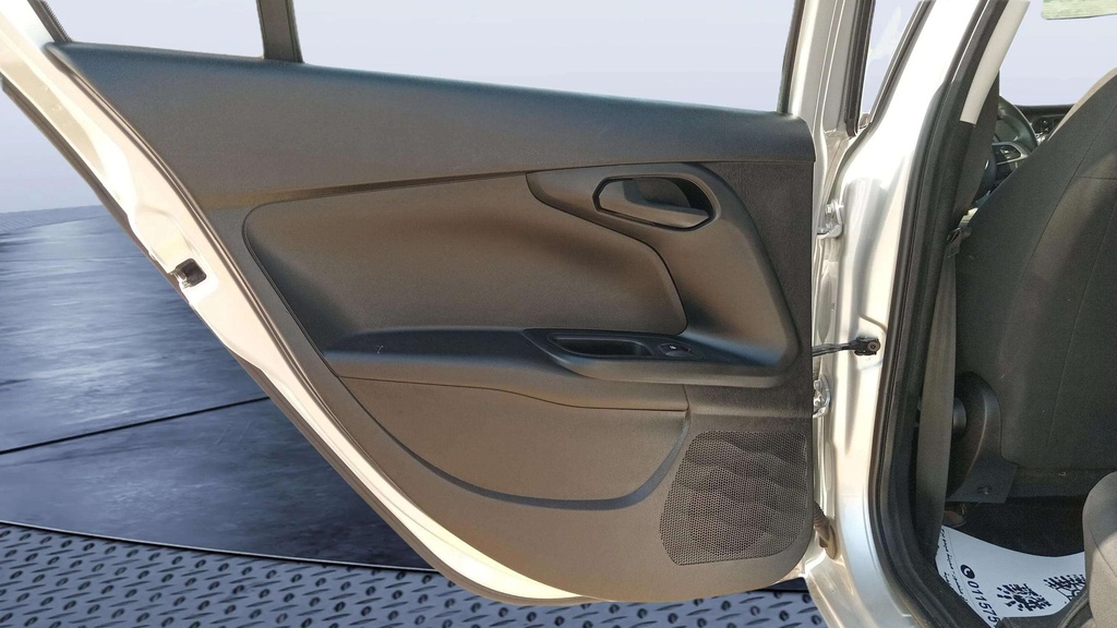 RR L DOOR