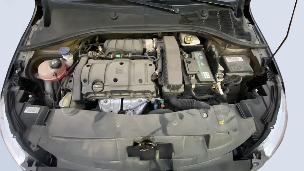 ENGINE COMPARTMENT