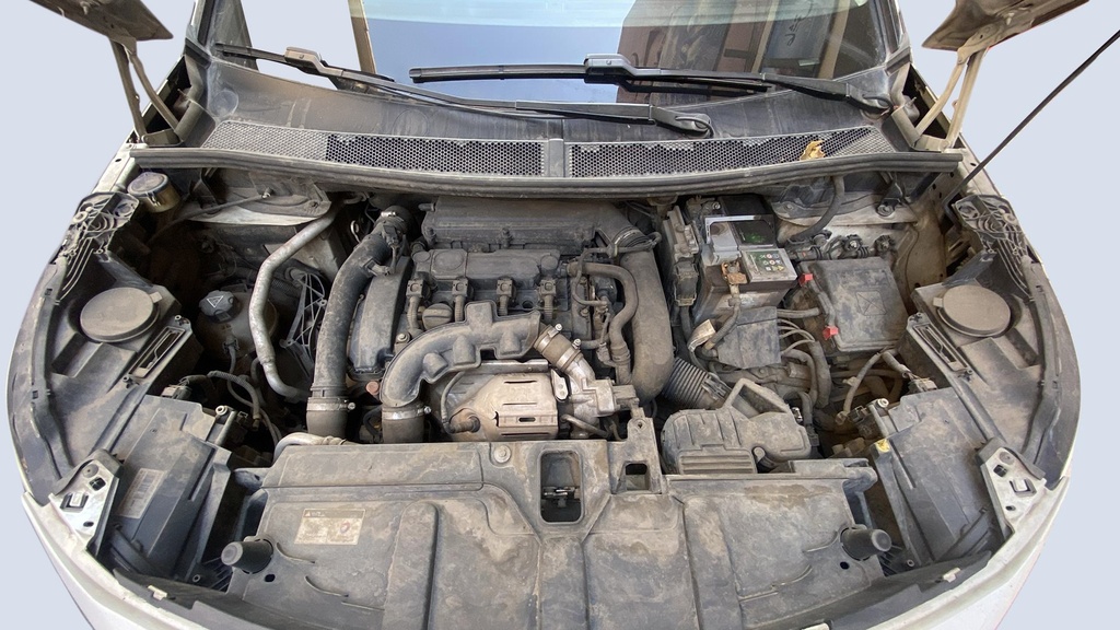 ENGINE COMPARTMENT