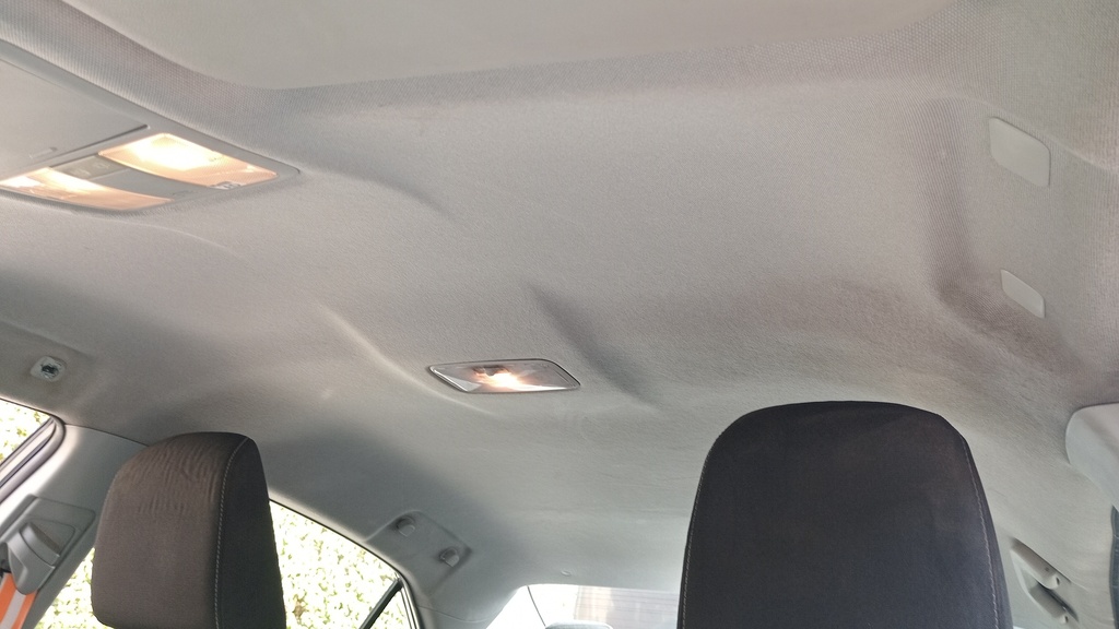 CAR ROOF MAT