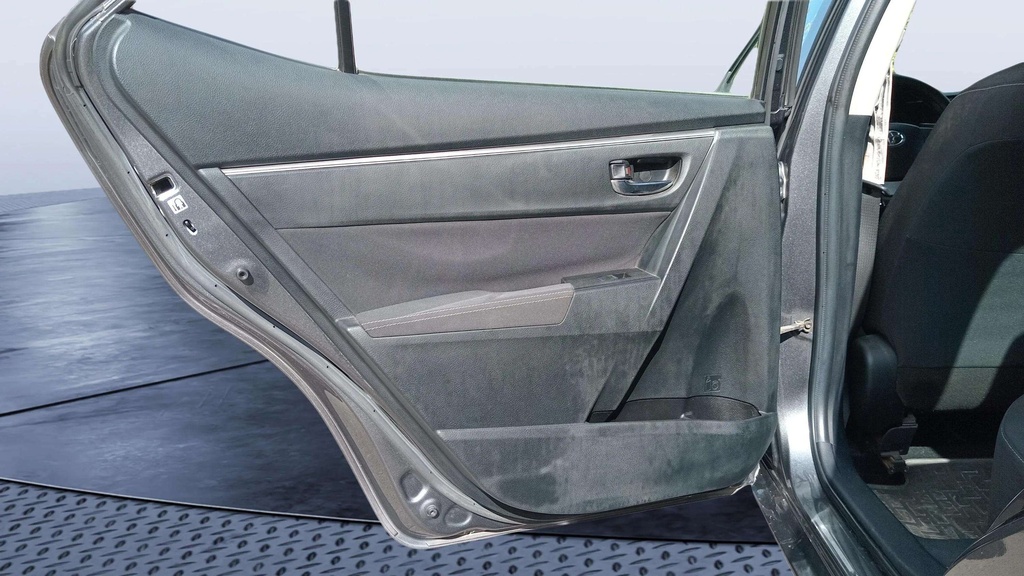 RR L DOOR