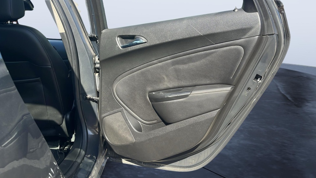 RR R DOOR