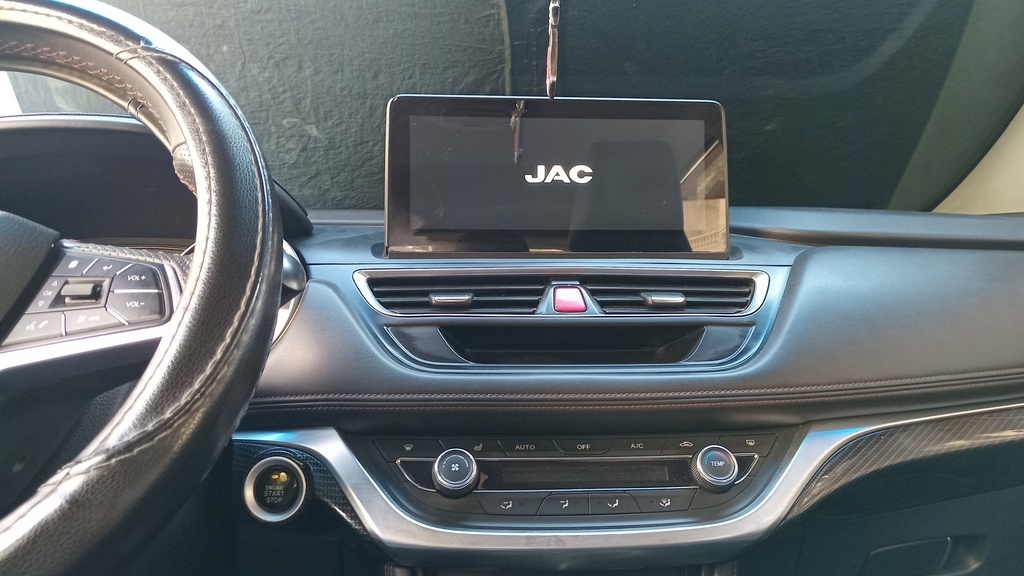 MULTIMEDIA SCREEN