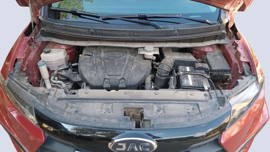 ENGINE COMPARTMENT