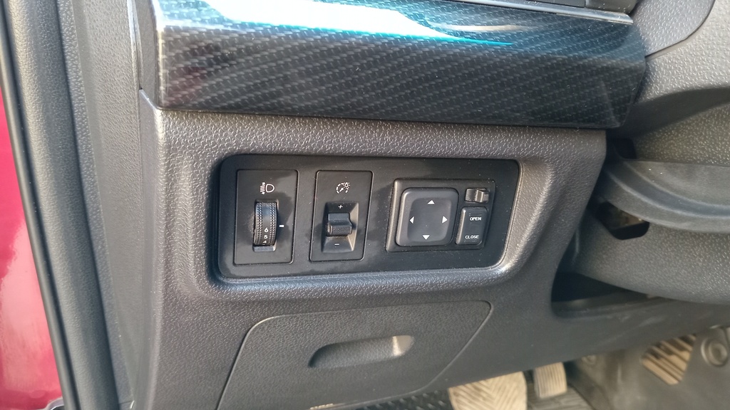 LIGHT SWITCHES
