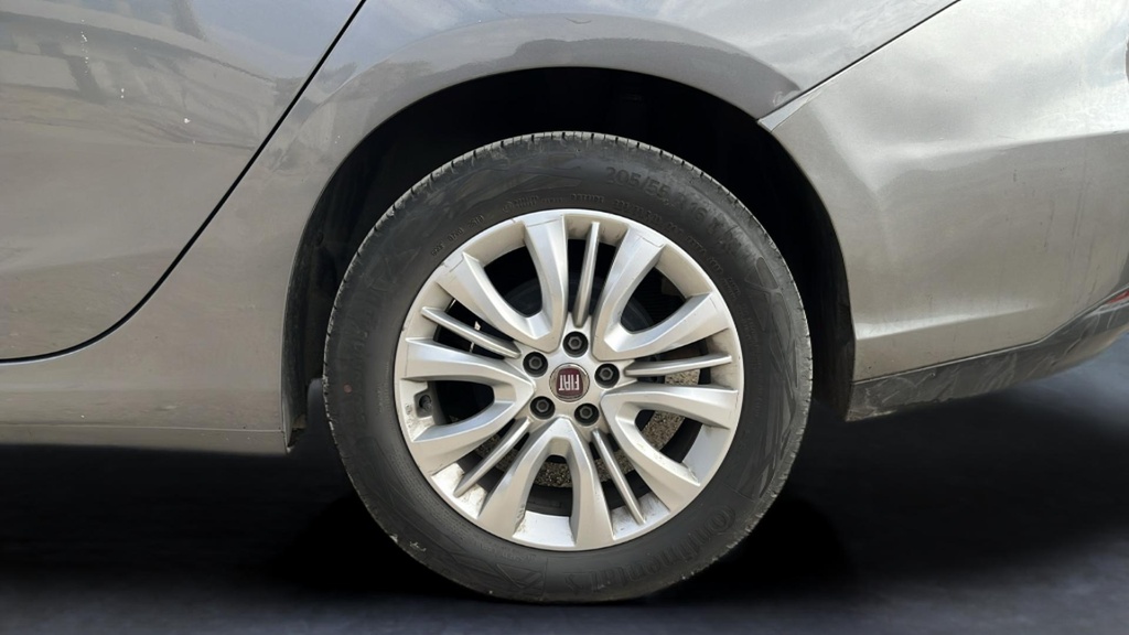 RR L TIRE