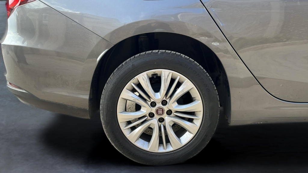 RR R TIRE