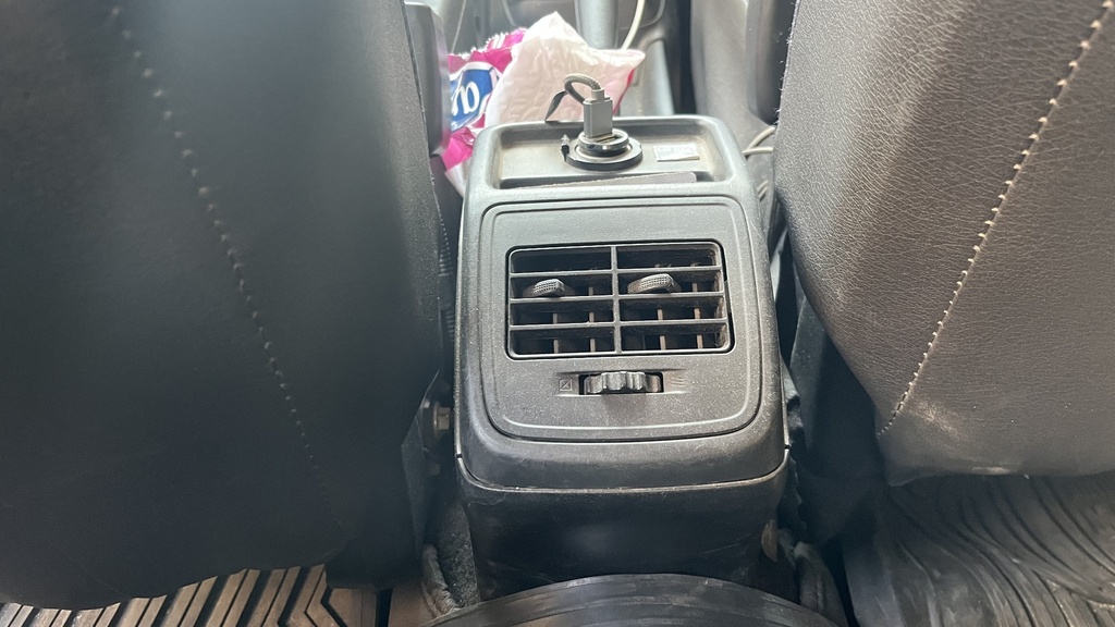 RR AC GRILL