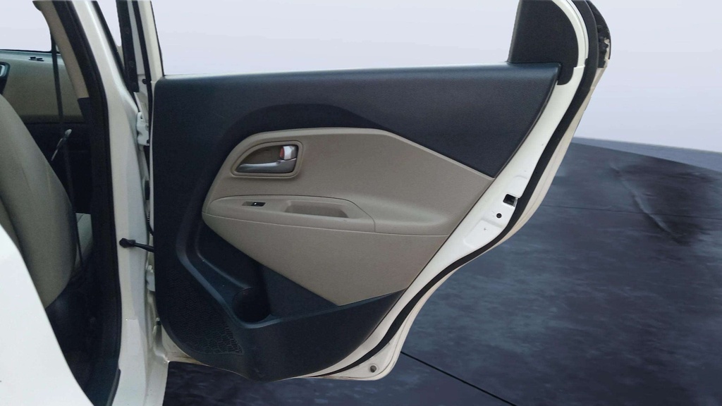 RR R DOOR