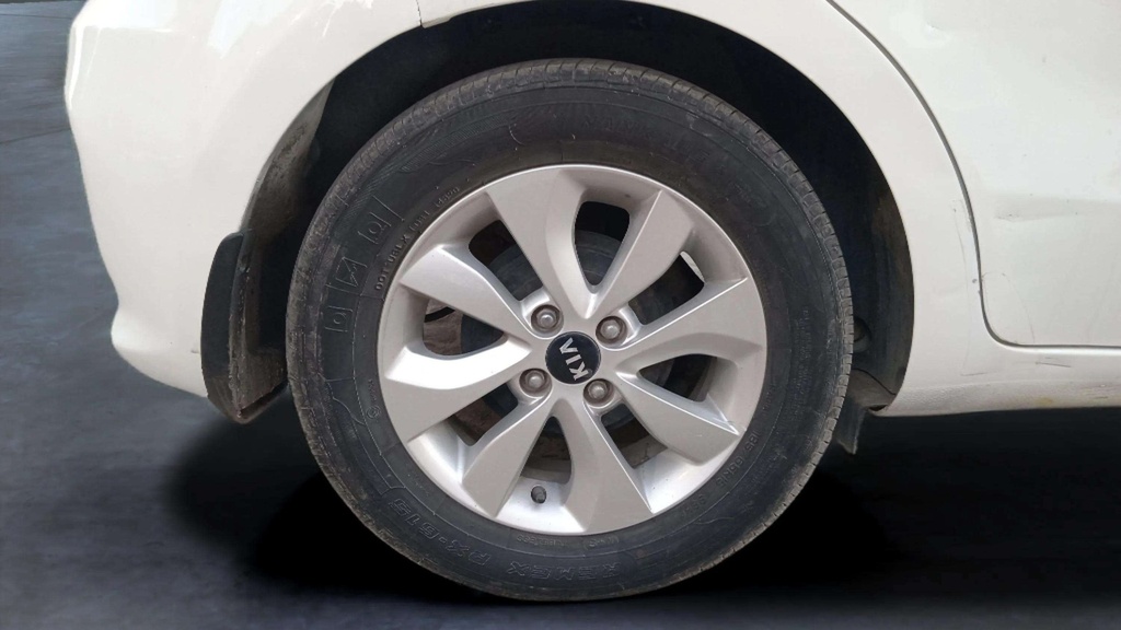 RR R TIRE