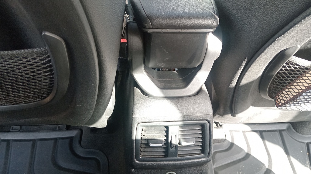 RR AC GRILL