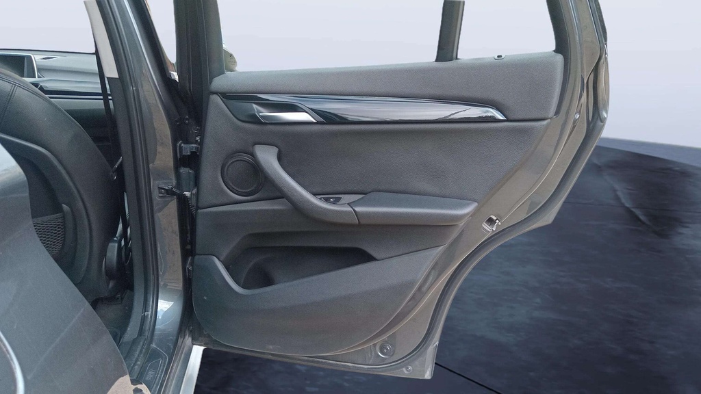 RR R DOOR