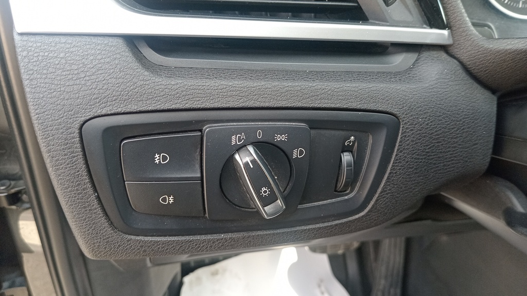 LIGHT SWITCHES