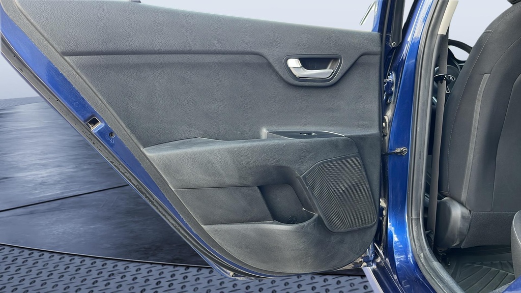 RR L DOOR