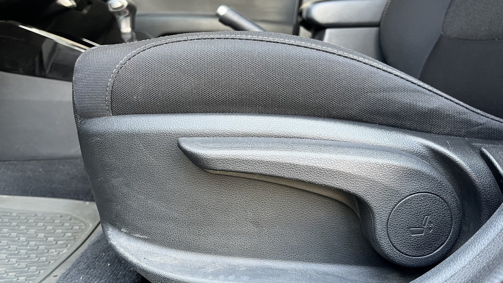 DRIVER SEAT SWITCHES